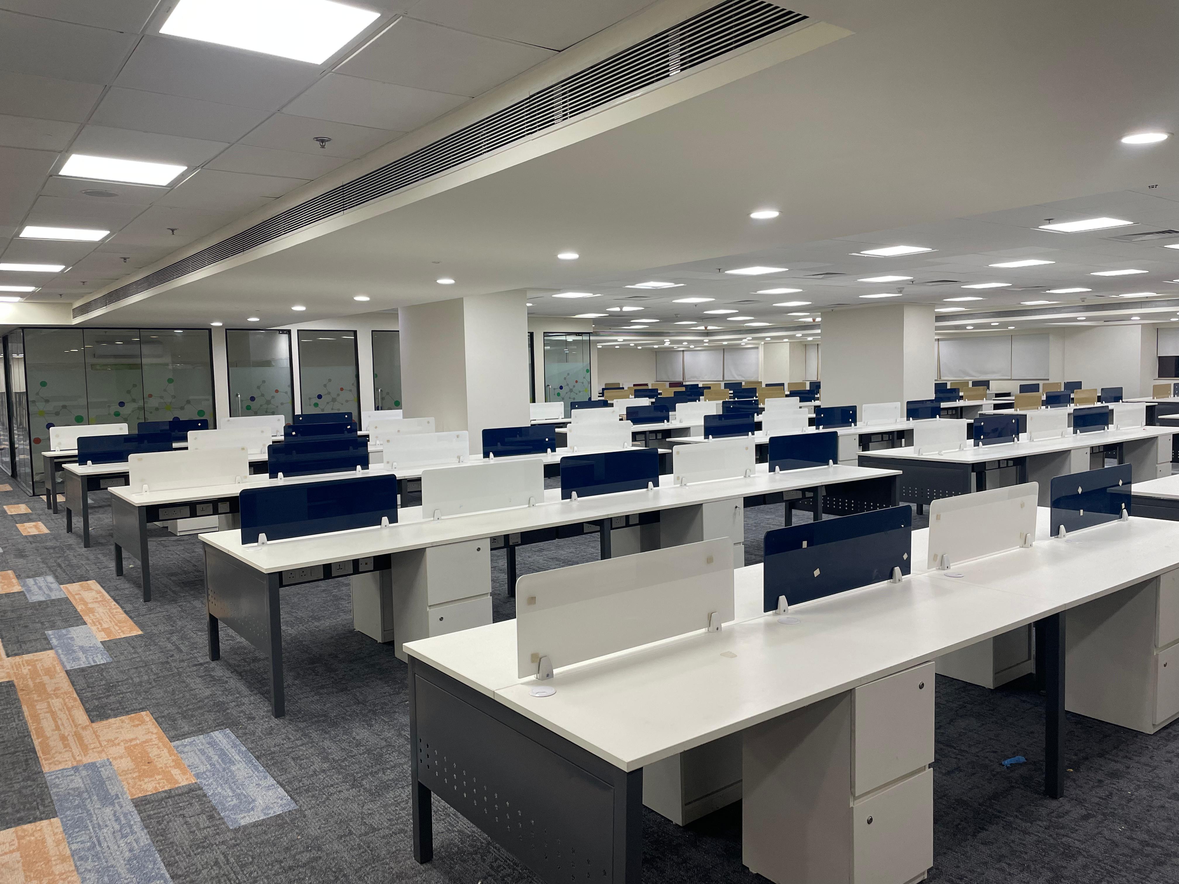 How to Buy Office Furniture Smartly | Ask Systems Modular Office Furniture